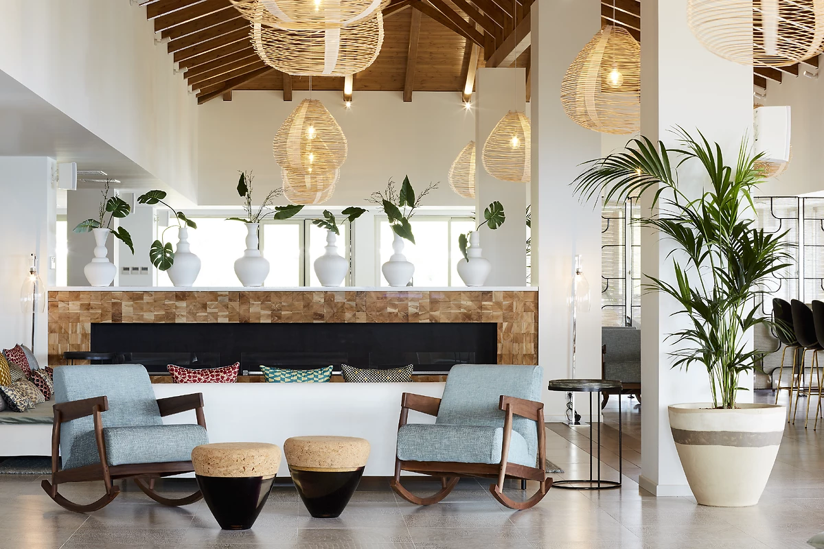 Cabin Bar, Eagles Villas