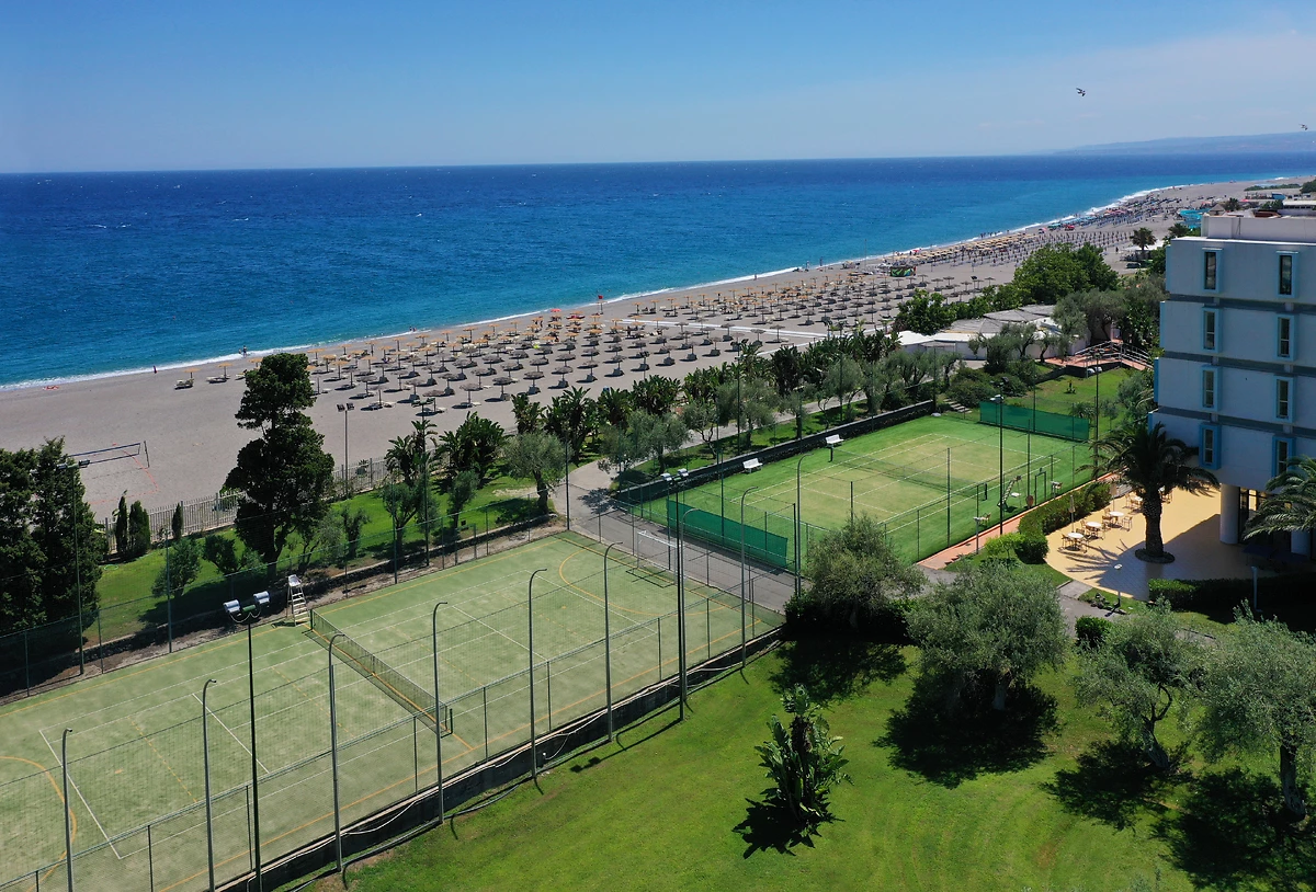 Terrain de football, UNAHOTELS Naxos Beach Sicilia, Sicile, Italie