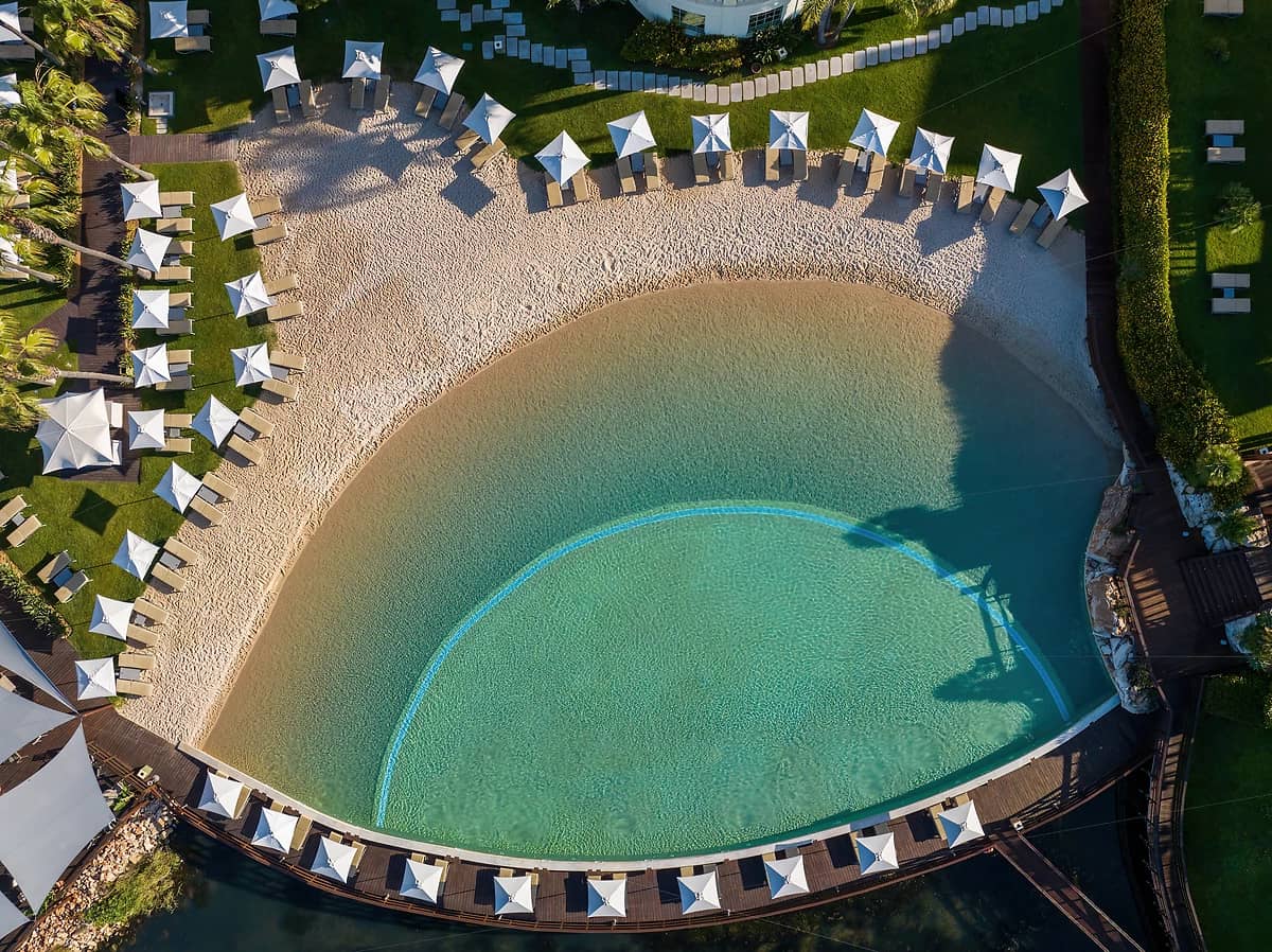 Piscine en sable, Domes Lake Algarve, Autograph Collection, Portugal