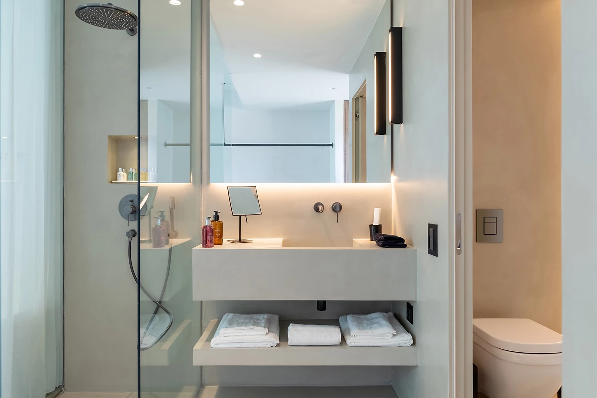 Suite deluxe vue mer et piscine privée vitrée