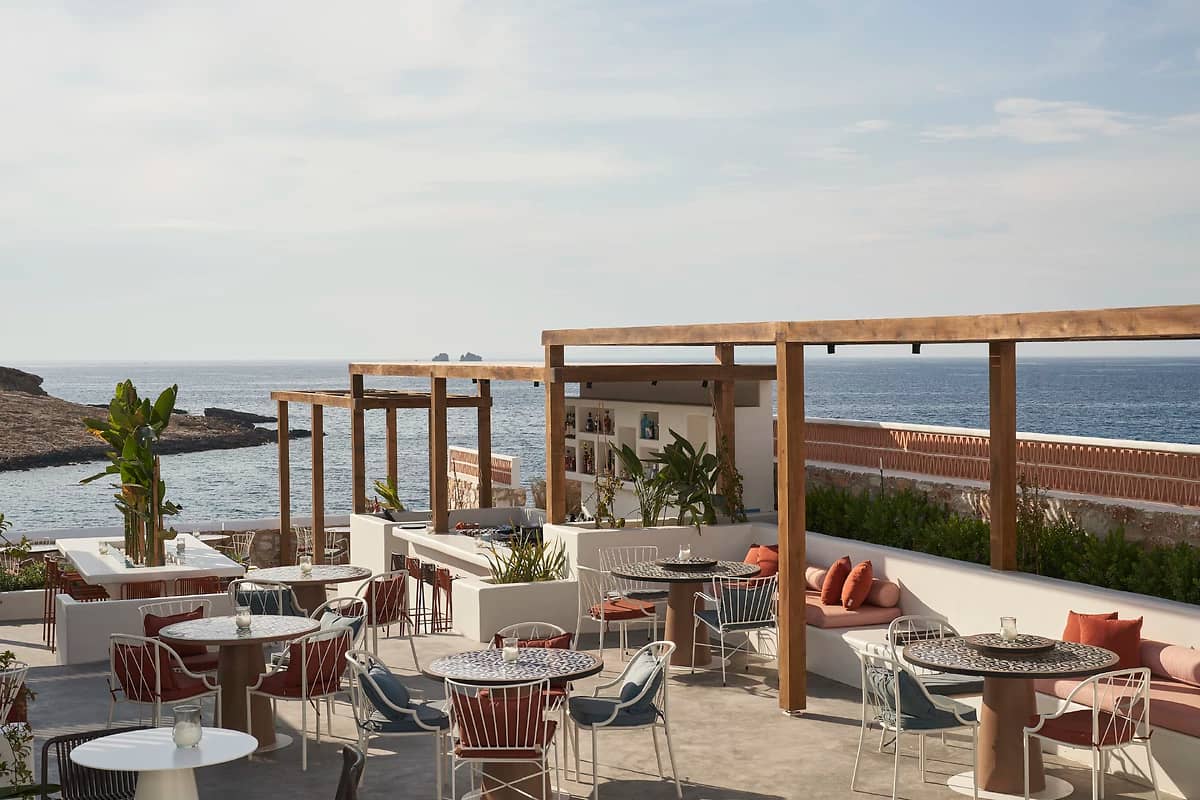 Olvo Restaurant, Andronis Minois, Paros, Cyclades, Grèce