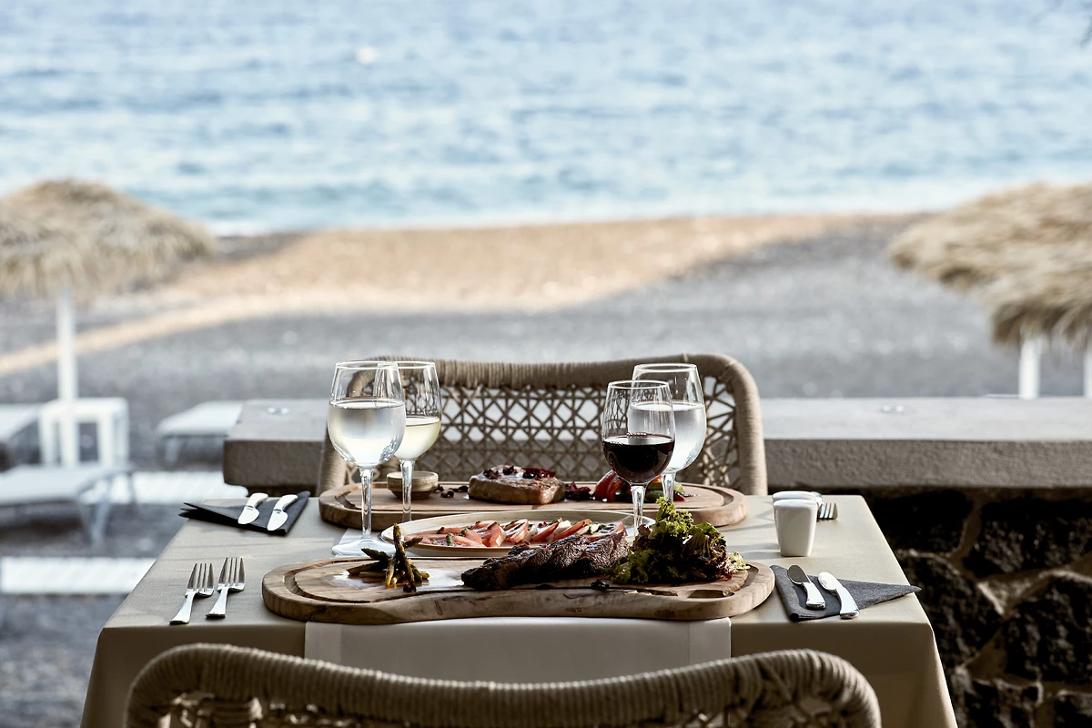 Restaurant de l'hôtel, Costa Grand Resort & Spa, Santorin, Grèce