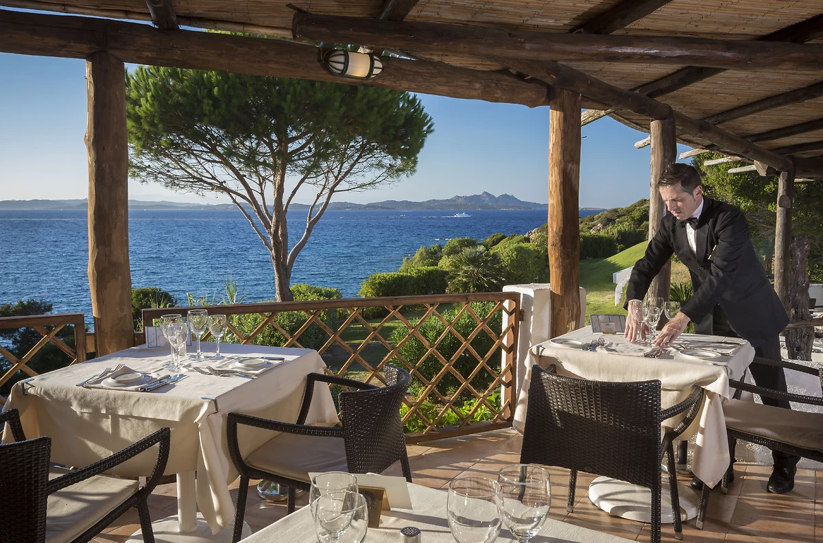 Vue depuis la terrasse du restaurant de l'hôtel, hôtel La Bisaccia