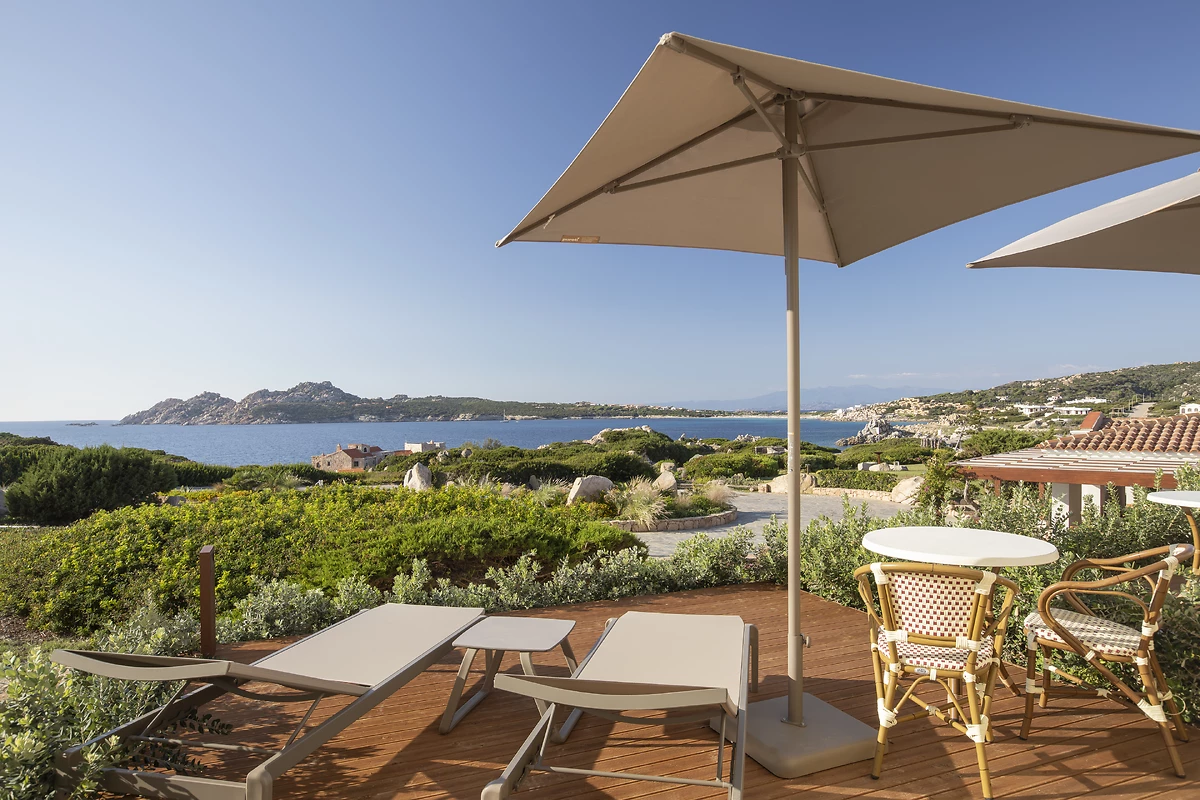 Chambre supérieure vue mer avec terrasse