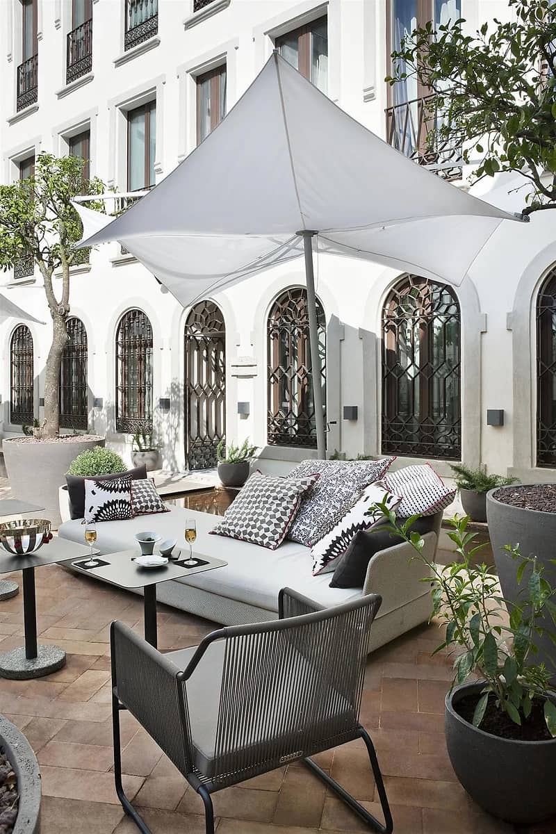 Patio, Hôtel Palacio de Villapanes, Séville, Espagne