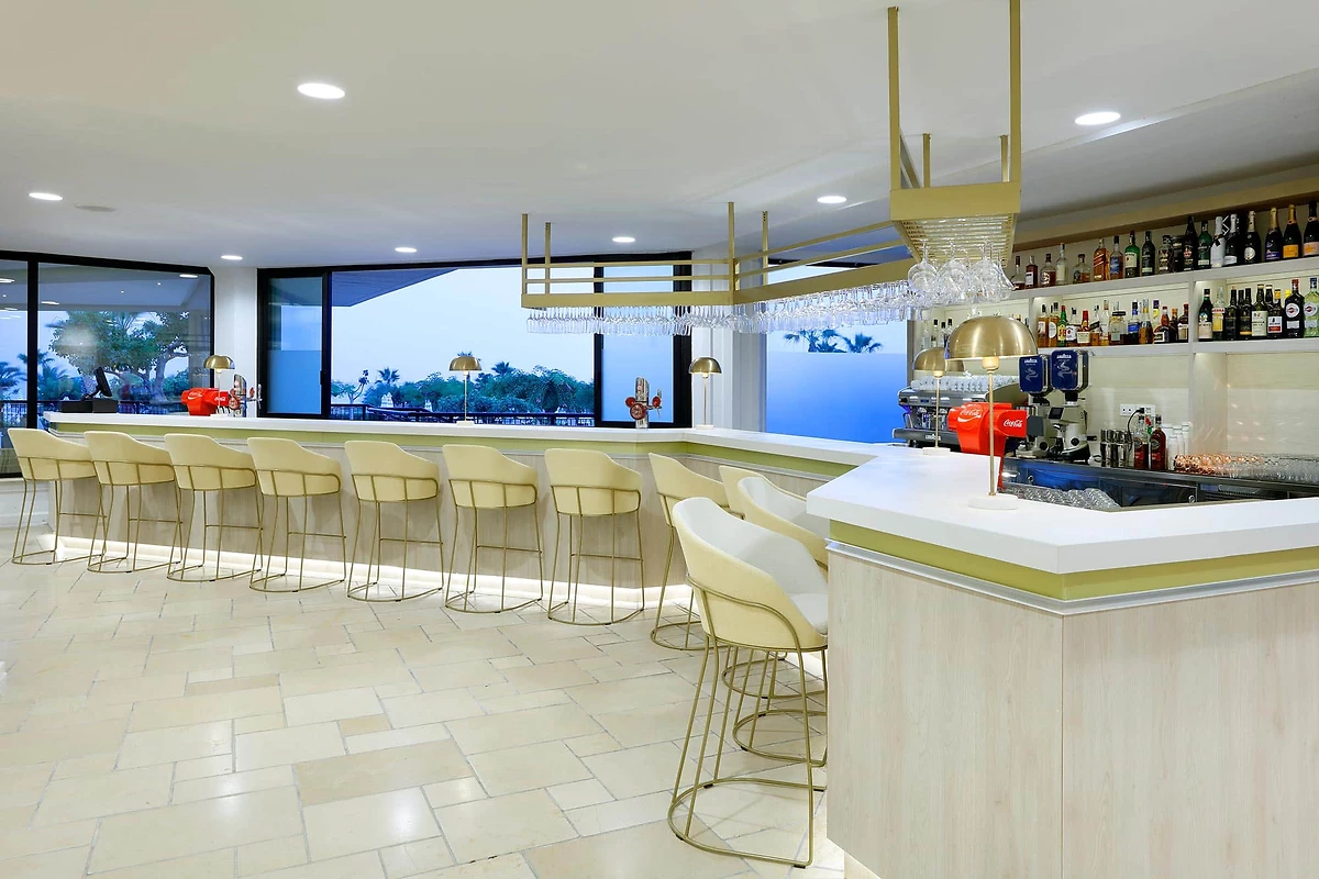 Lobby Bar, Grand Palladium Sicilia Resort & Spa, Sicile, Italie