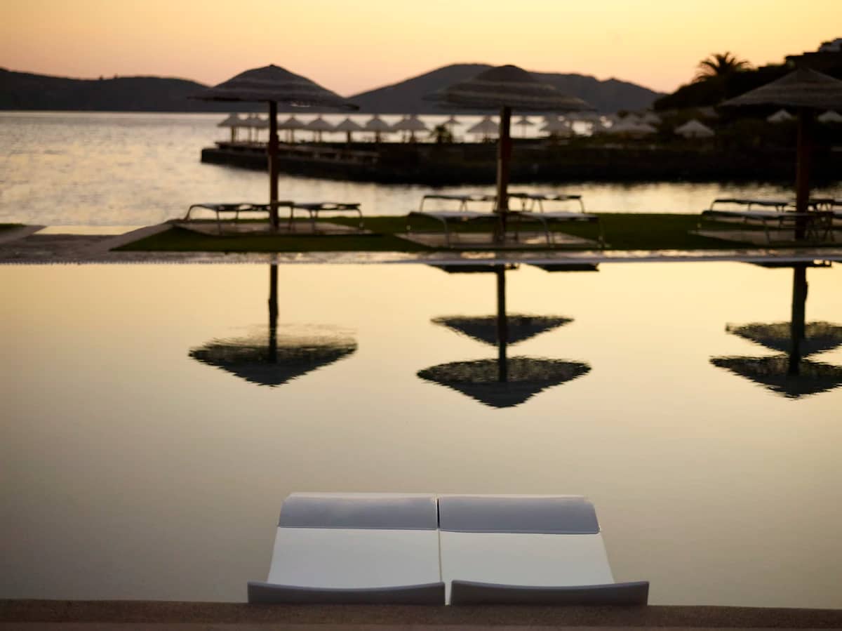 Piscine de l'hôtel, Elounda Peninsula Luxury Resort, Crète, Grèce