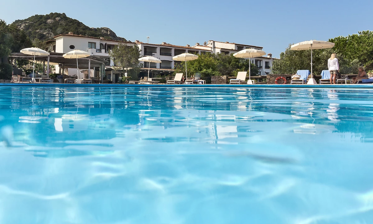 Piscine de l'hôtel, hôtel La Bisaccia