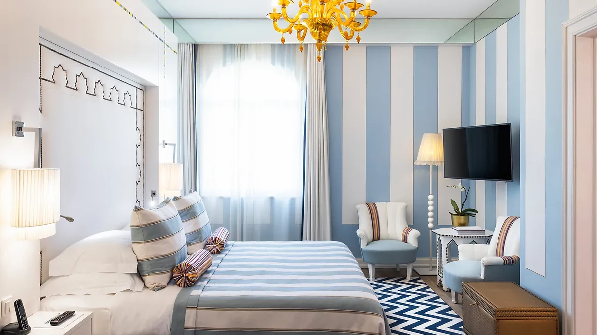Chambre Character