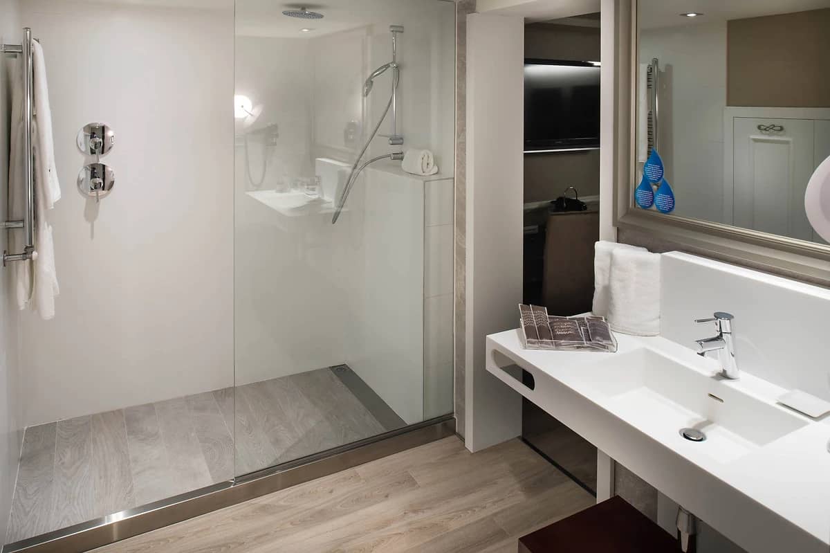 Salle de bain, Hôtel Catalonia Passeig de Gràcia, Barcelona, Espagne