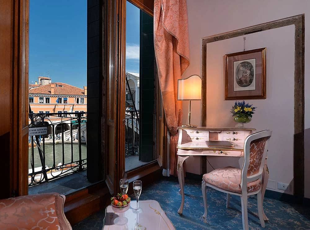 Chambre, Rialto Hotel and Suites