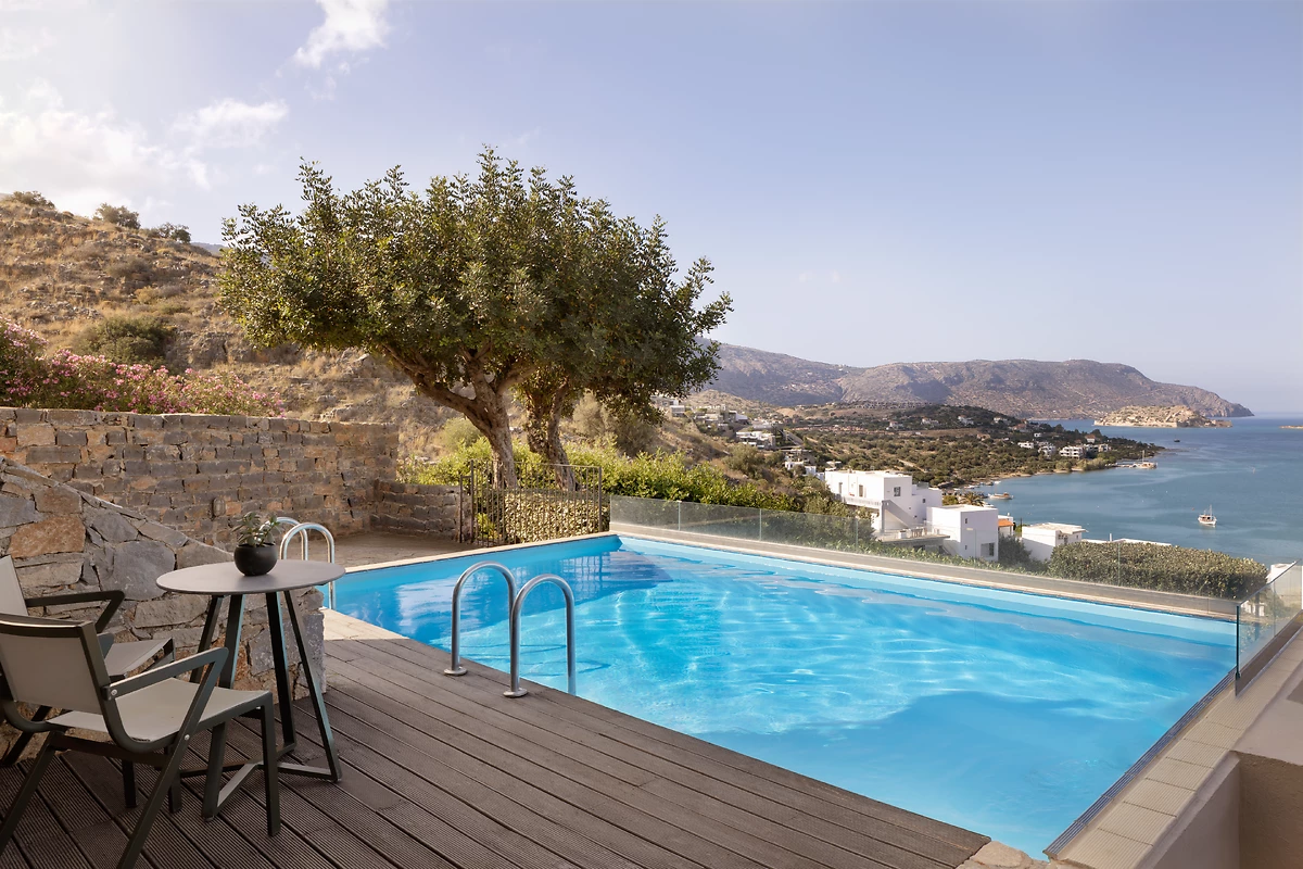 Sapphire Nest accès piscine