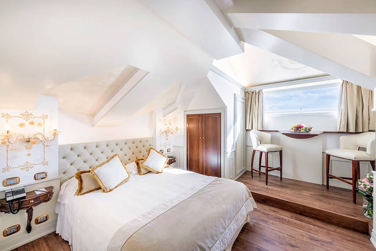 Chambre, Hotel Monaco & Grand Canal