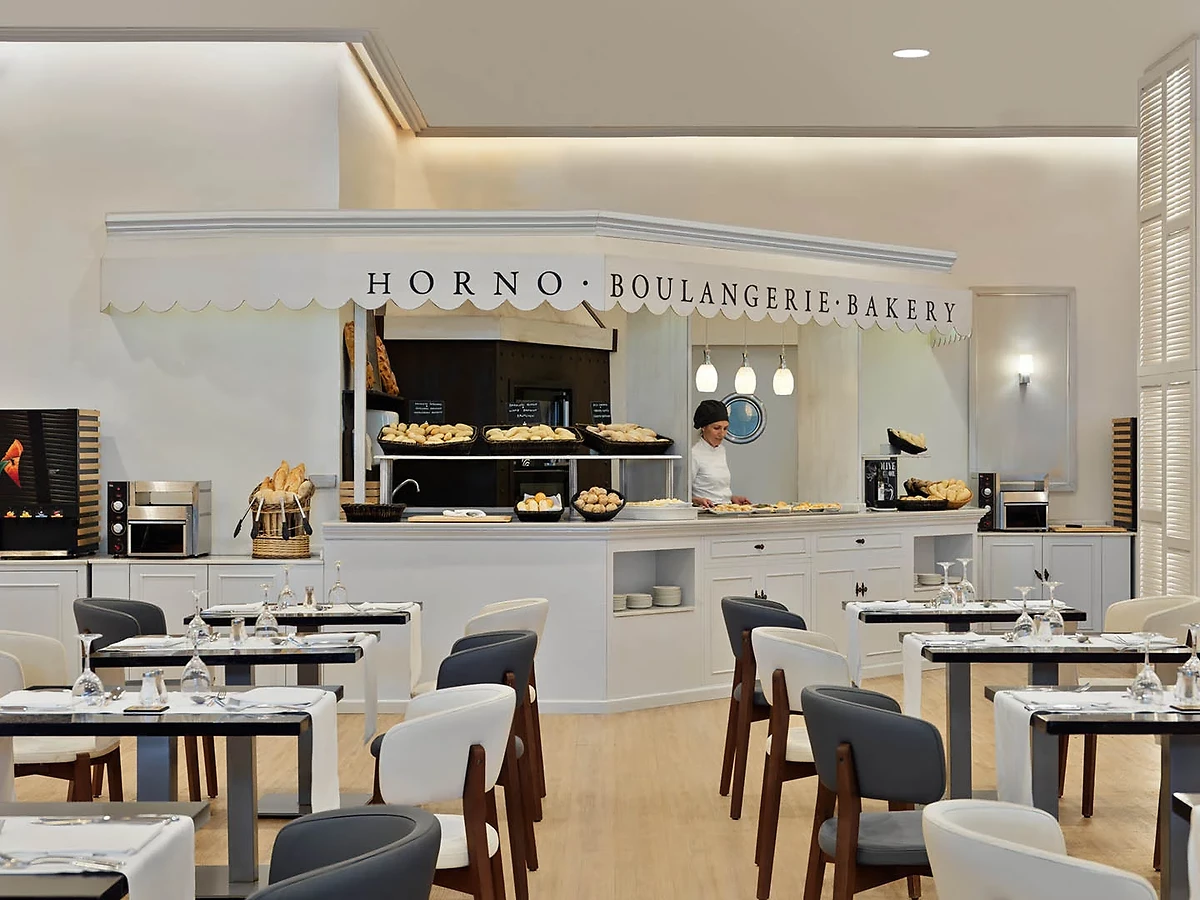 Coin boulangerie dans le restaurant Alboran, H10 Estepona Palace, Costa del Sol, Espagne