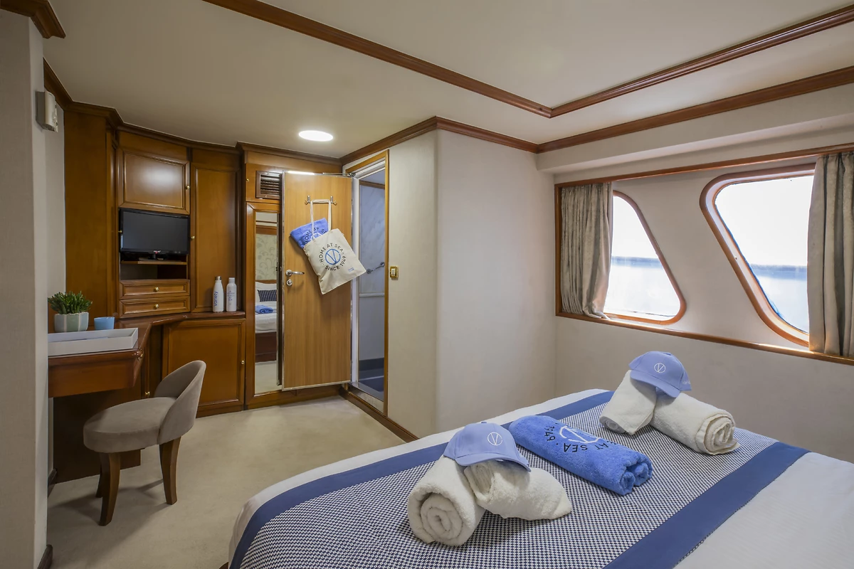 Cabine, M/Y Callisto