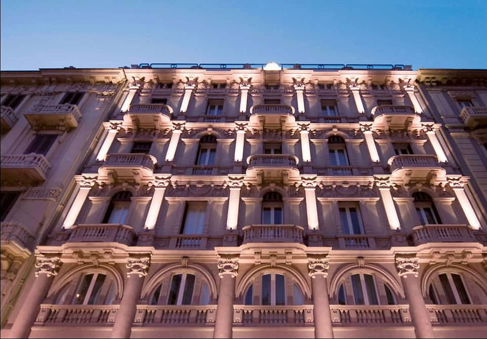 Façade, JR Hotels Oriente Bari, Italie