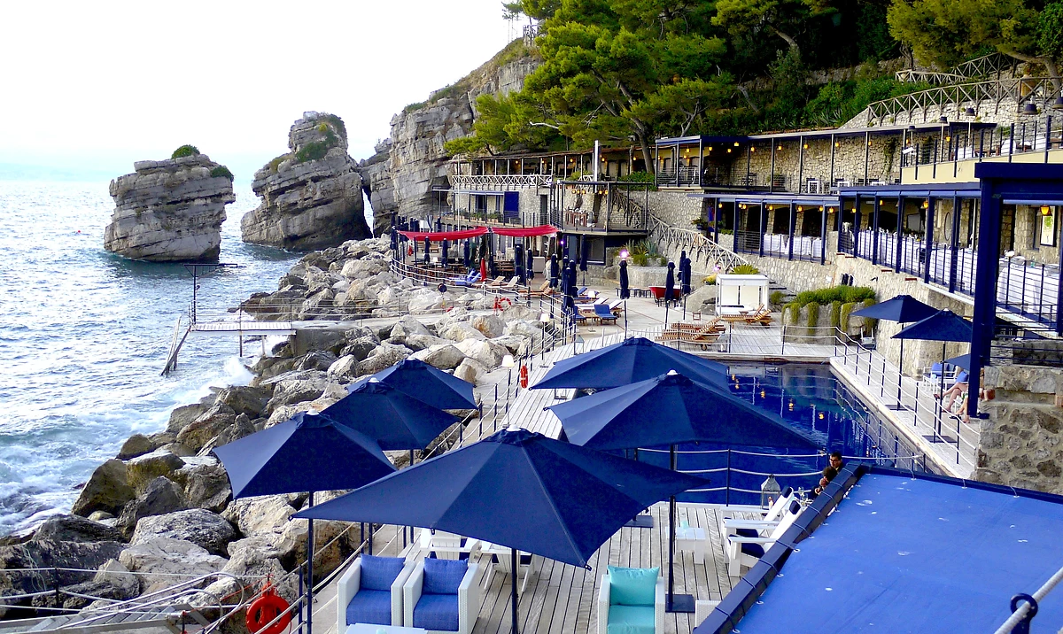 Terrasse et restaurant, hôtel Capo La Gala Hotel & Spa, Vico Equense, Campanie, Italie