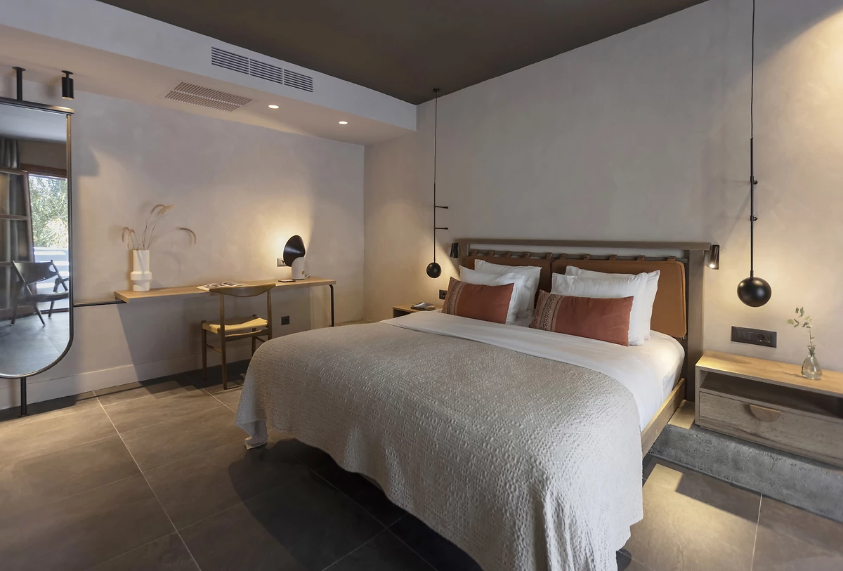 Tropical Bungalow Suite