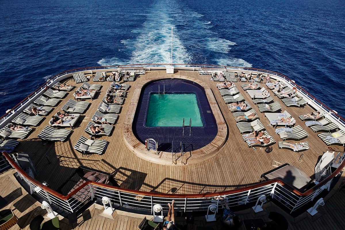 Piscine et deck, Celestyal Journey