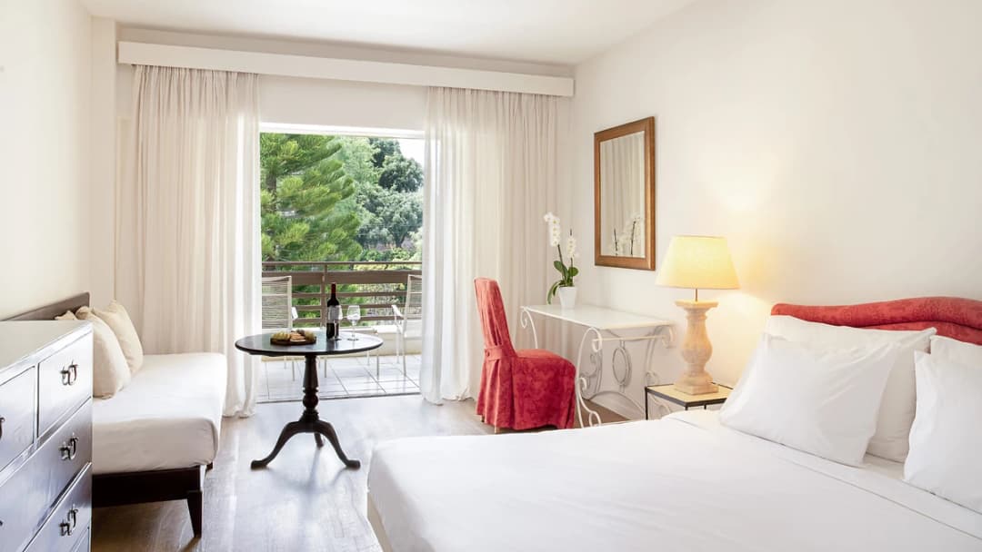 Chambre supérieure vue jardin