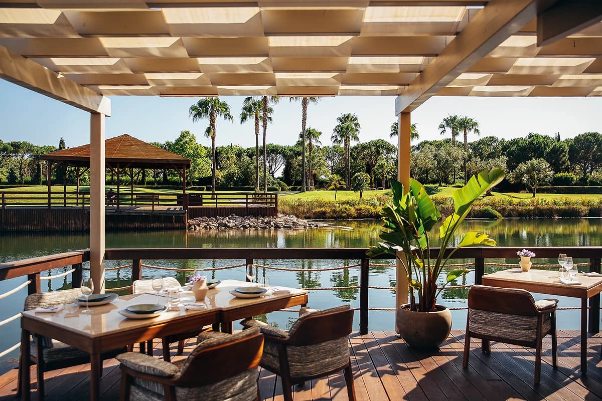 Blend Nikkei & Wine, Restaurant, Domes Lake Algarve, Autograph Collection, Portugal