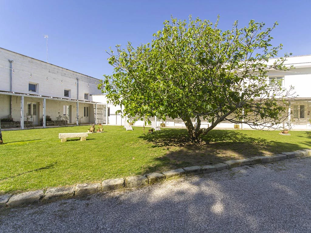 Vue extérieure, Masseria Rauccio, Pouilles, Italie