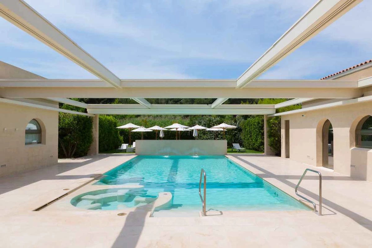 Piscine, Spa, Vivosa Apulia Resort, Pouilles, Italie