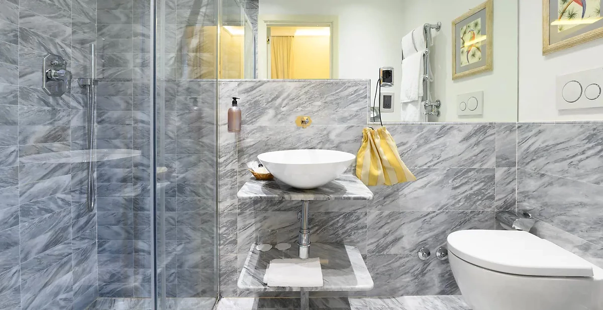 Salle de bain, chambre, Hotel Kraft