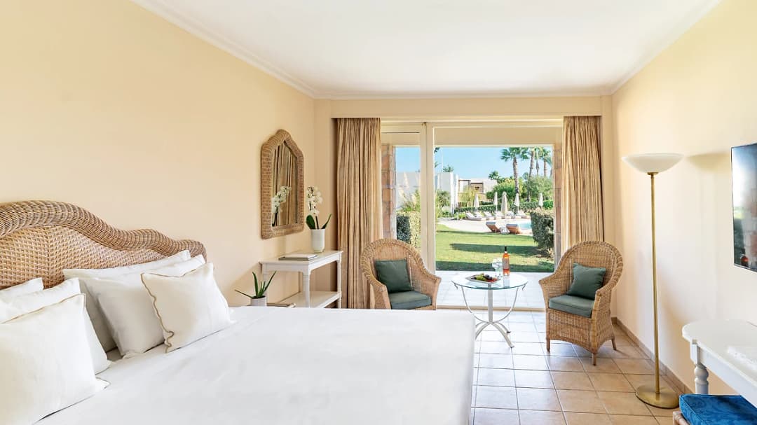 Bungalow vue piscine