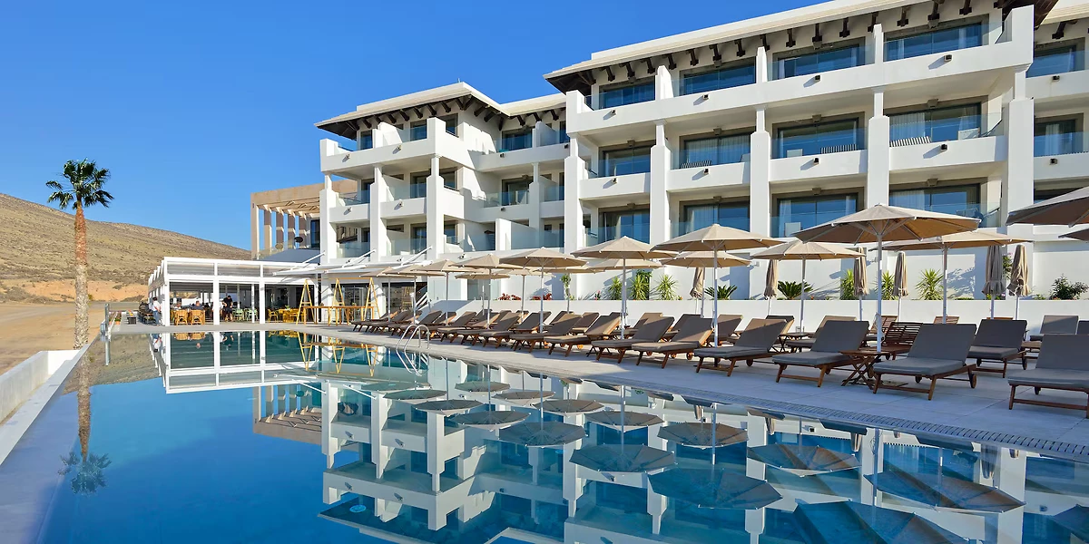 Vue sur la piscine et l'hôtel, INNSiDE by Meliá Fuerteventura Fuerteventura, Espagne