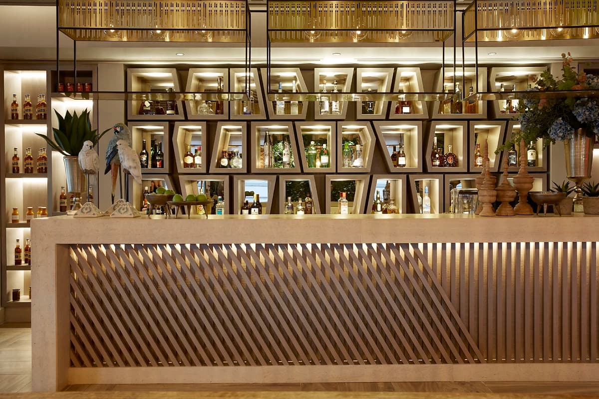 Bar du restaurant El Puerto, Porto Sani