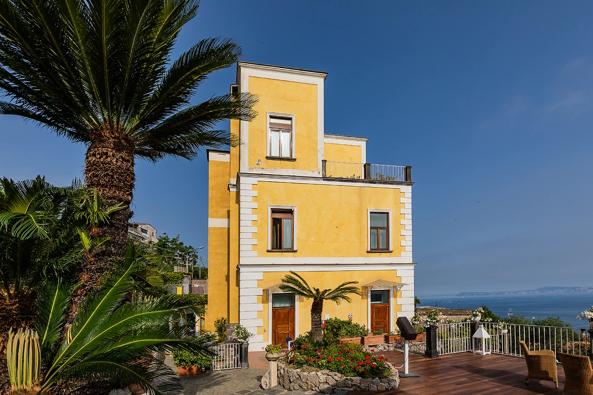 Torre Barbara Hotel & Restaurant