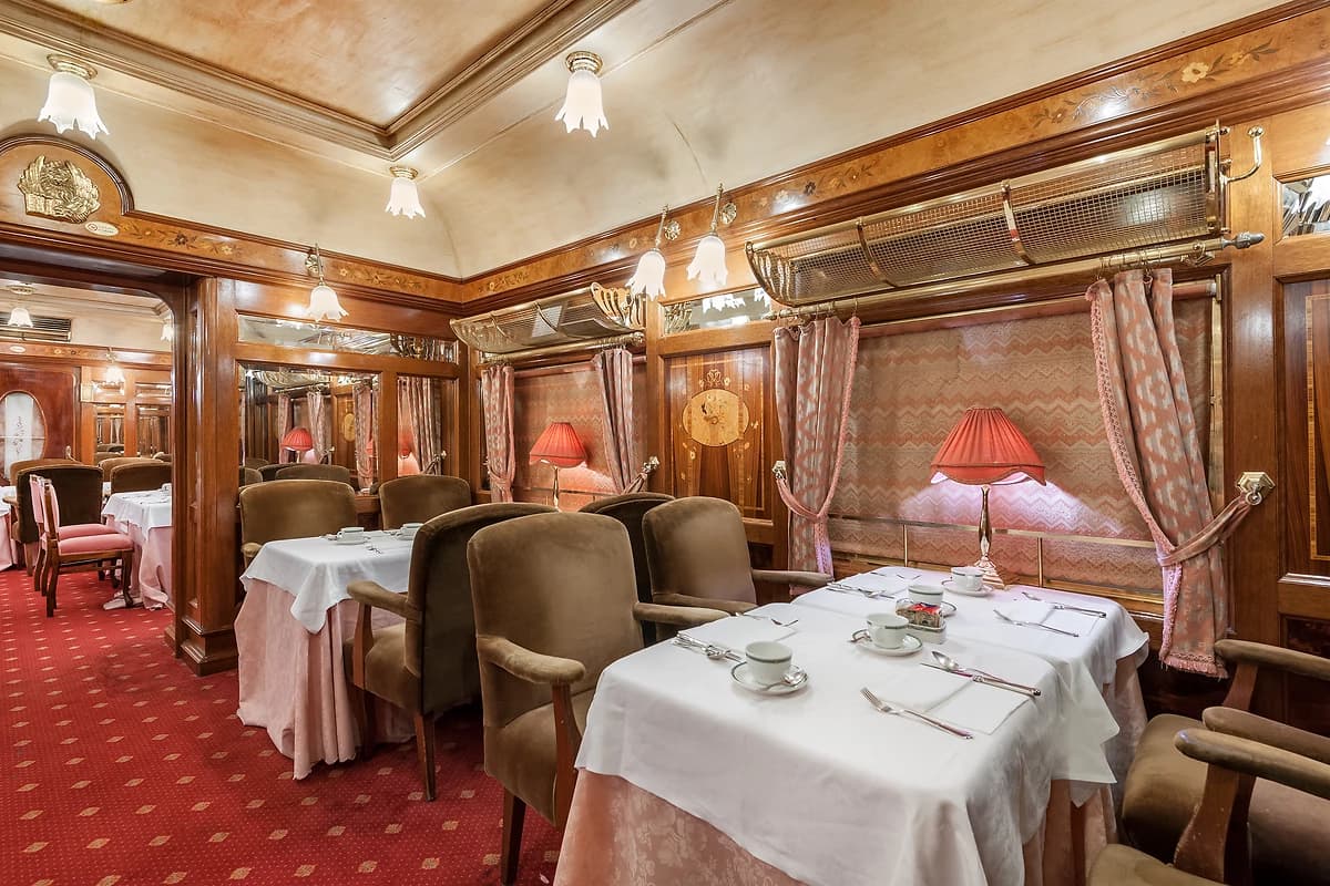 Restaurant de l'hôtel, hôtel Montecarlo