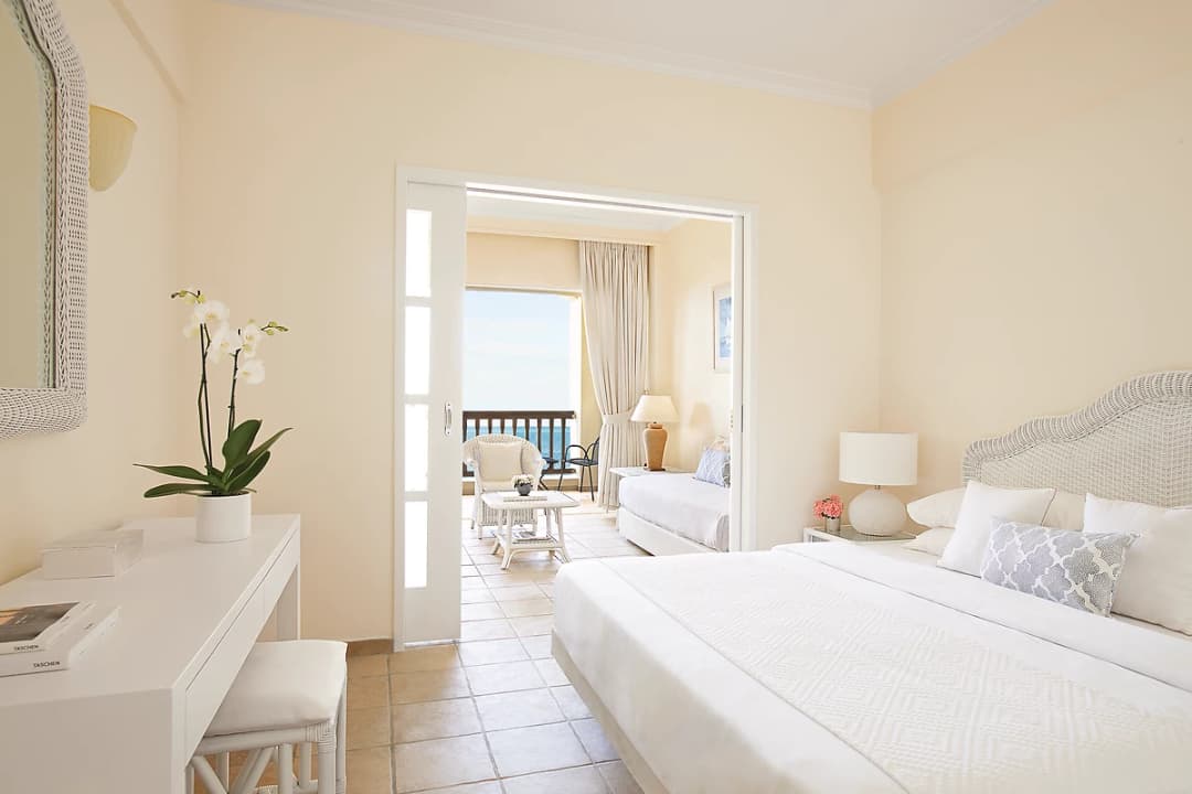 Chambre famille vue mer latérale