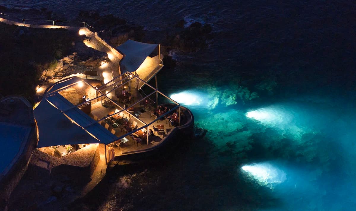 Vue aérienne sur le restaurant Sumosan, Elounda Peninsula Luxury Resort, Crète, Grèce