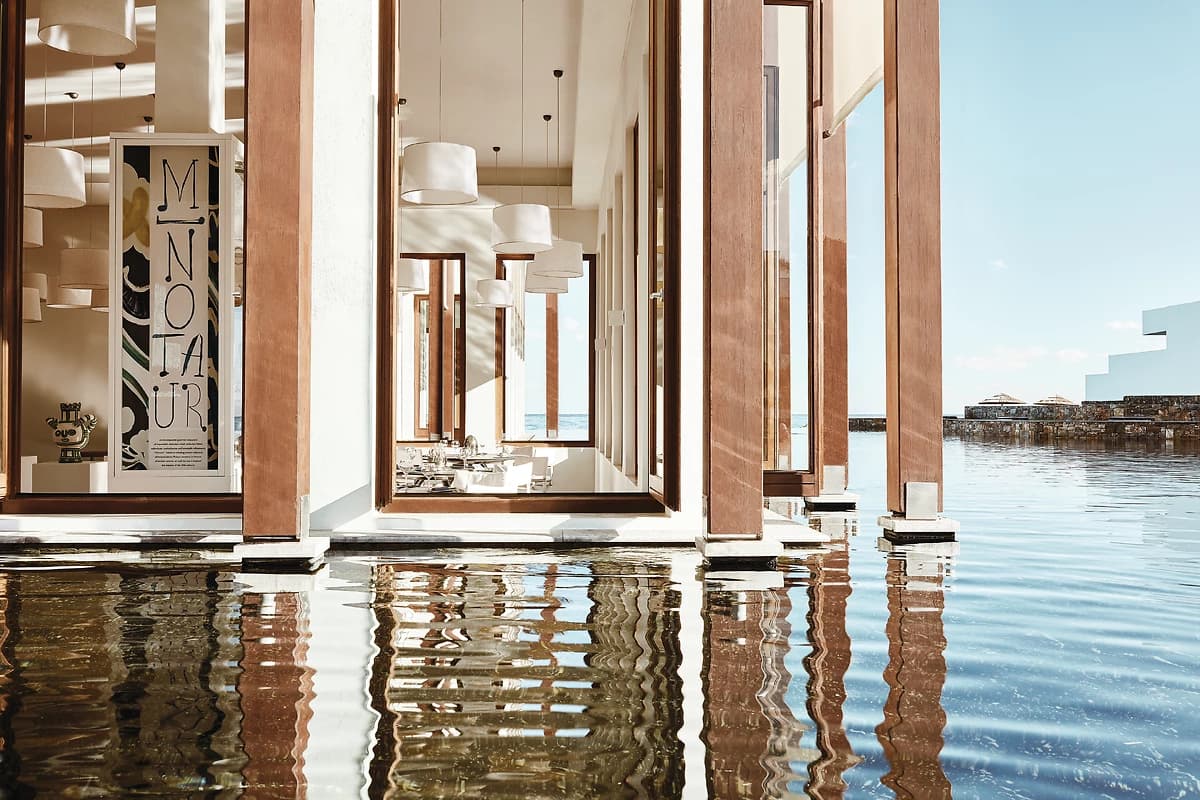 Vue extérieure du restaurant le Minotaur, Amirandes - A Grecotel Resort to Live , Crète, Grèce