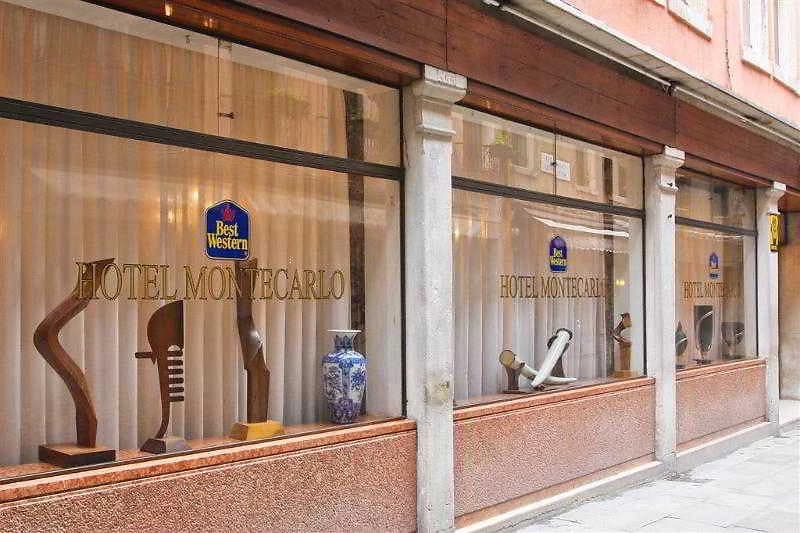 Façade extérieure de l'hôtel, hôtel Montecarlo