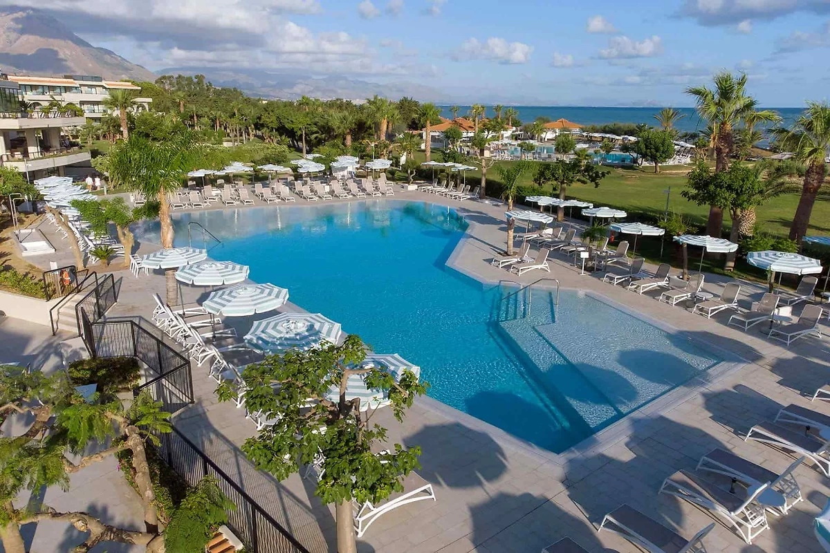Piscine de l'hôtel, Grand Palladium Sicilia Resort & Spa