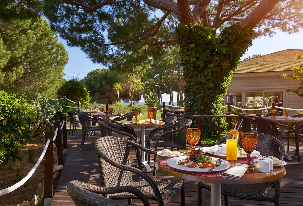 Repas servis dans l'un des restaurants de l'hôtel, PortoBay Falésia, Portugal