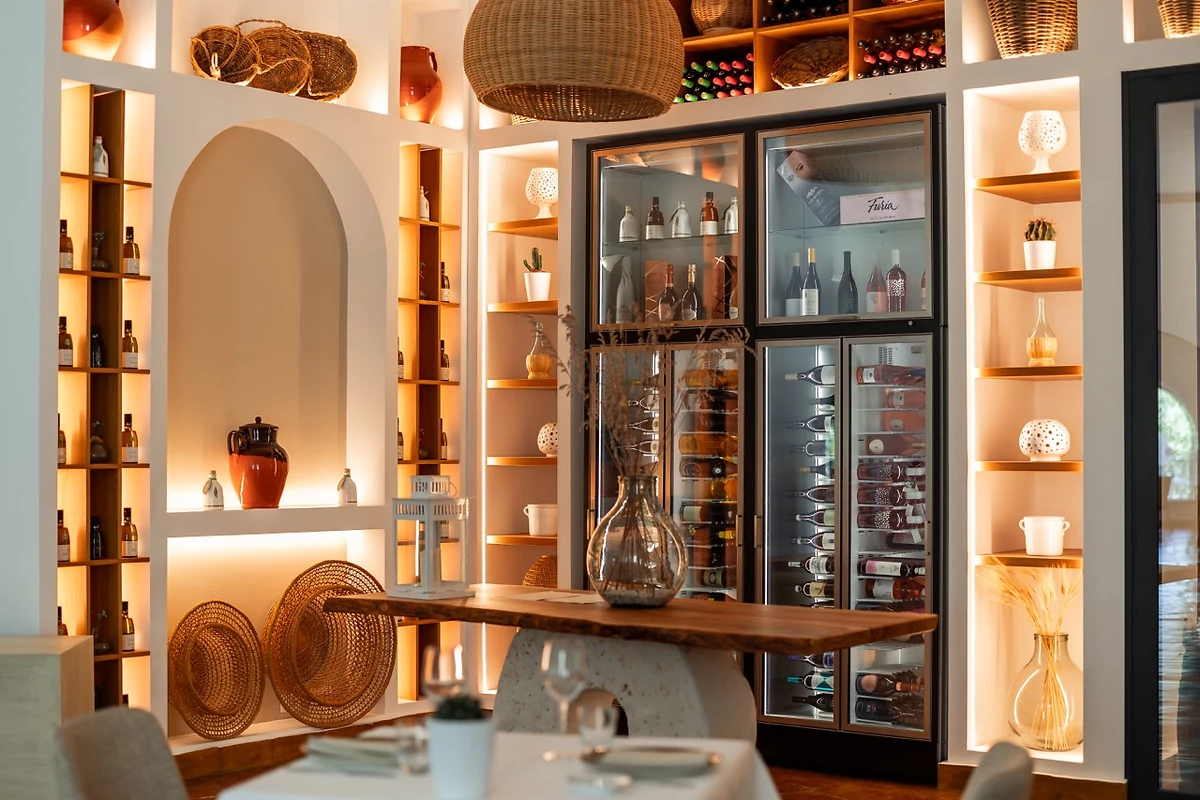 Cave à vin, Ostuni a Mare, Pouilles, Italie