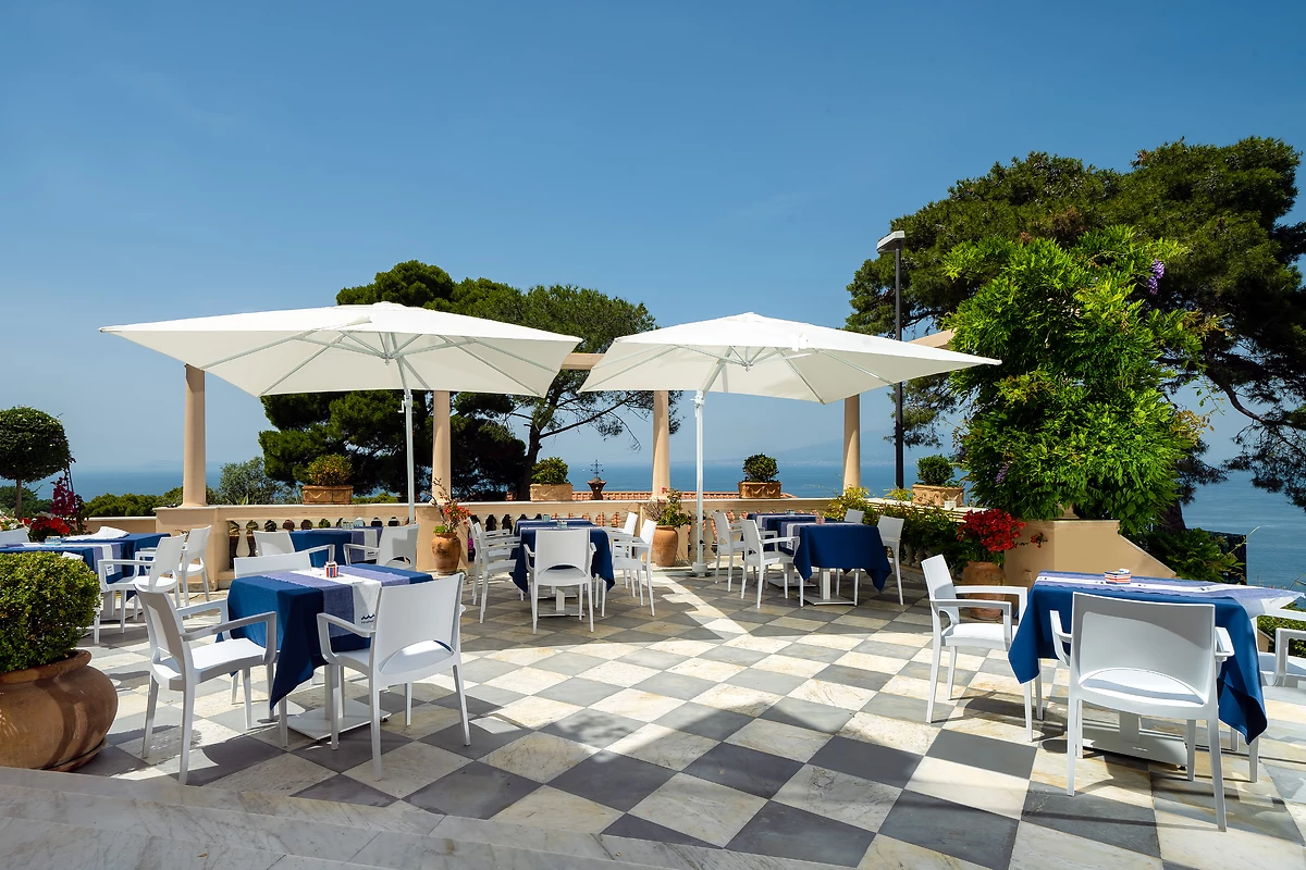 Restaurant, Miramare Hotel Sorrento, Sorrente, Italie
