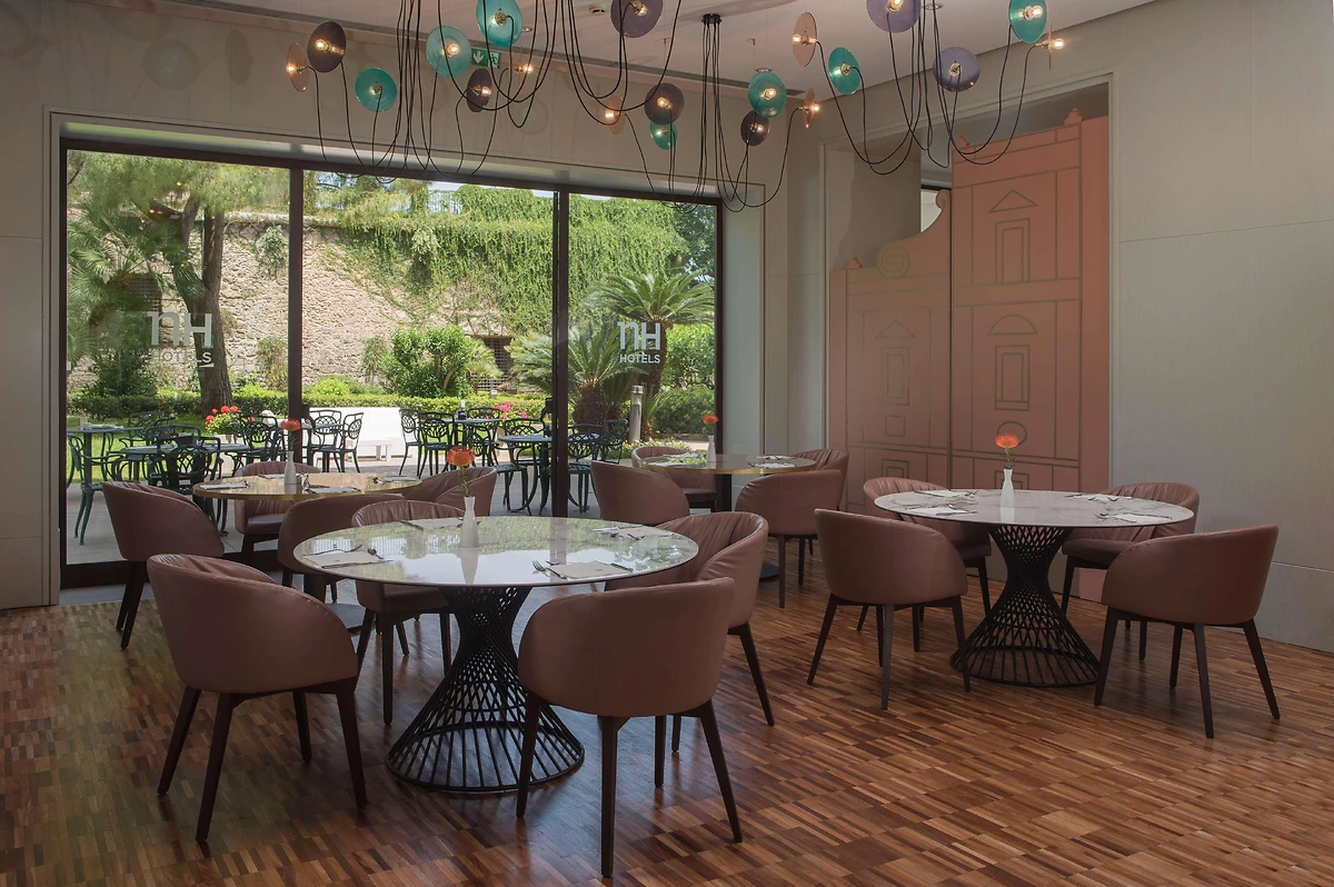 Restaurant, NH Parlermo, Sicile, Italie