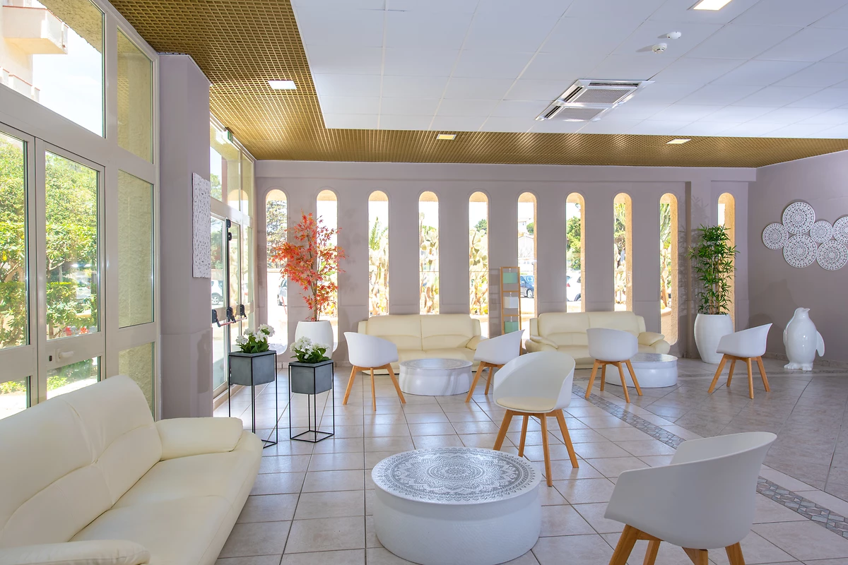 Lobby, Hotel Club Eloro, Sicile, Italie