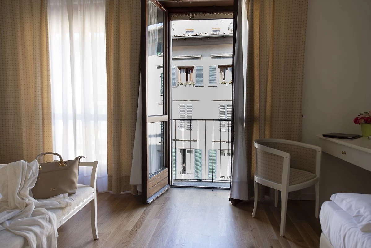 Chambre supérieure Tower, Grand Hotel Duomo, Pise