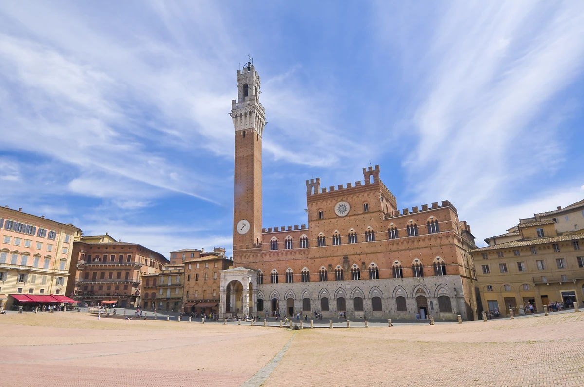 Palazzo Pubblico avec la Torre del Mangia, piazza del Campo, Sienne, Toscane, Italie
