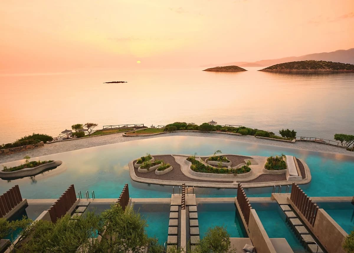 Piscine de l'hôtel, Minos Palace Resort