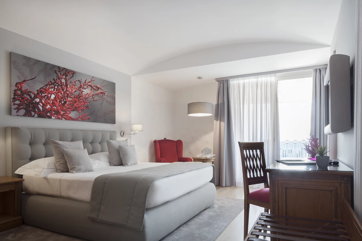 Chambre classique double vue mer, hôtel Grand Hotel Mazzarò Sea Palace, Taormine, Sicile, Italie