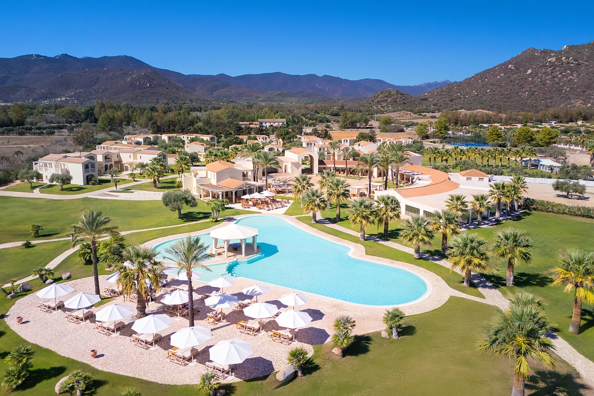 Piscine, Spiagge San Pietro Resort, Sardaigne, Italie