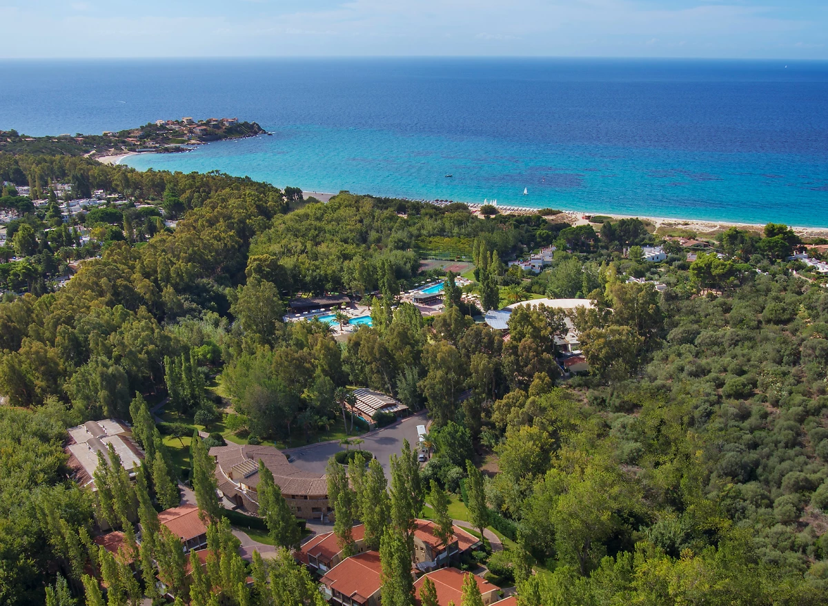 Vue aérienne du domaine, Calaserena Resort, Sardaigne, Italie