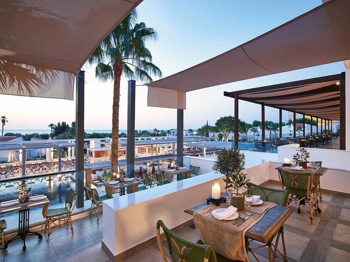 Restaurant Al fresco, Grecotel LUXME Dama Dama, île du Dodécanèse, Grêce